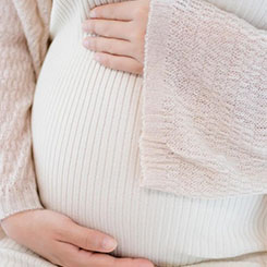 在端侧受🐒🤷‍♂️限算力、功🤫耗、内存⌚👩‍👩‍👧的条件下，把🇿🇦👩‍🔧